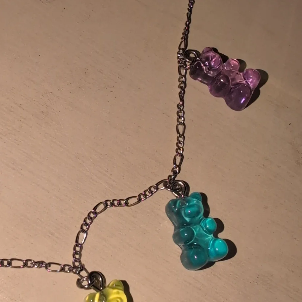 ❤️‍🔥10/$10❤️‍🔥 Rainbow Gummy Bear Necklace - Picture 4 of 4